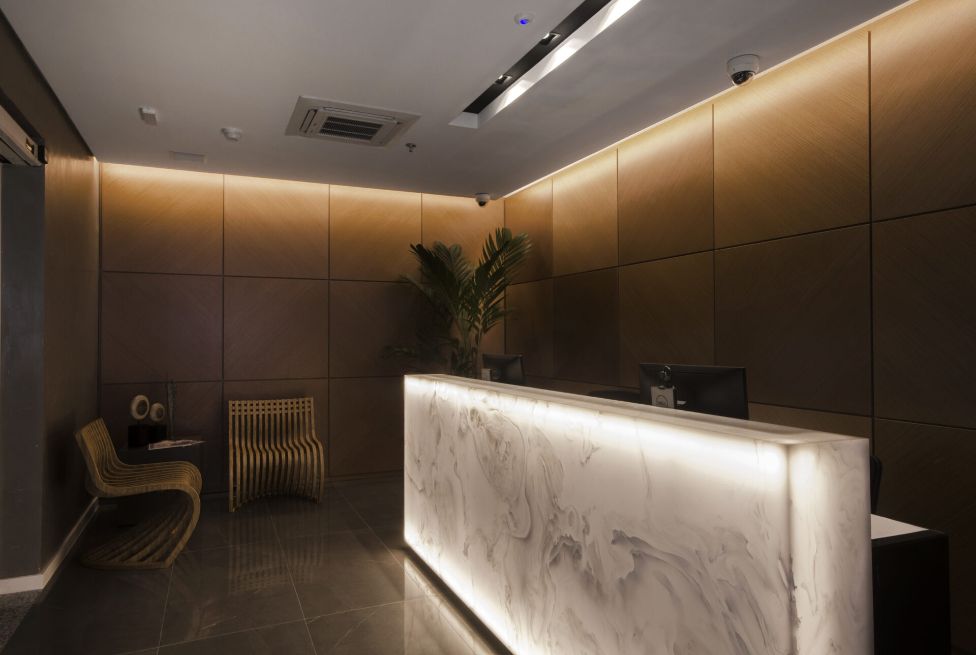 TRUST BUSINESS CENTER